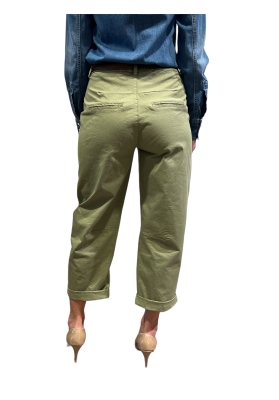 Pantaloni Tensione In verde militare vita alta modello carrot con cintura