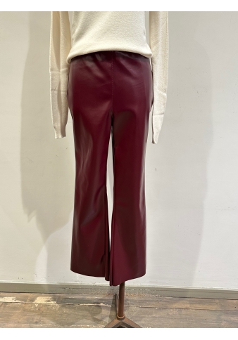 Tensione In - Pantalone ecopelle zampetta bordeaux