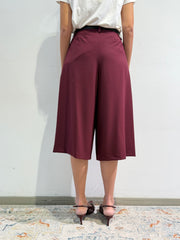Tensione In - Bermuda con cintura bordeaux
