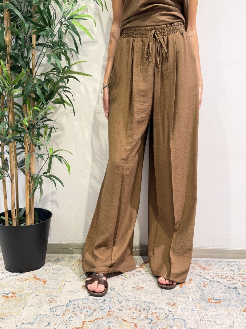 Dixie - Coordinato top asimmetrico e pantalone tabacco