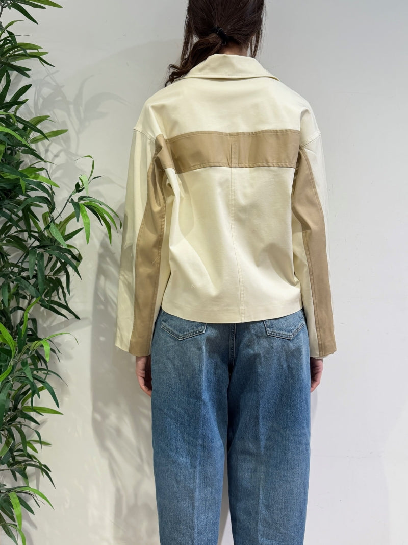 Tensione In - Giacca boxy con fascia contrasto panna