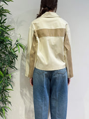 Tensione In - Giacca boxy con fascia contrasto panna