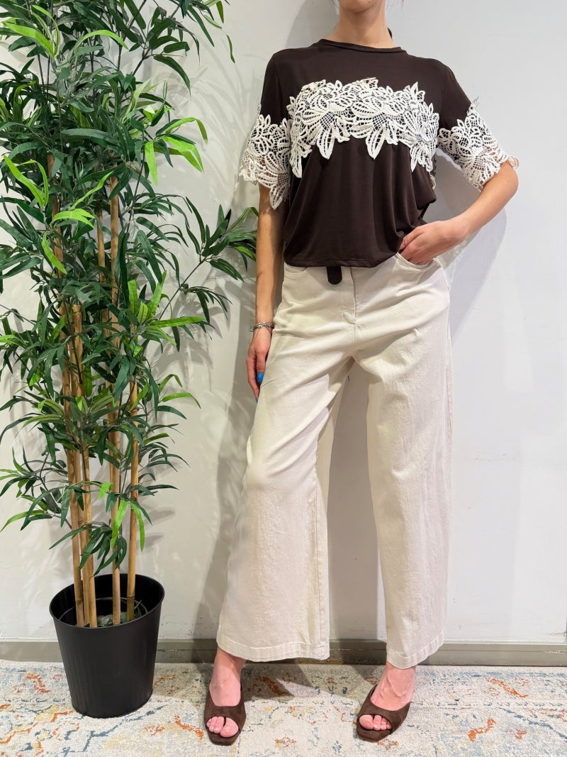 Le Streghe - T-Shirt con ricamo in pizzo moro