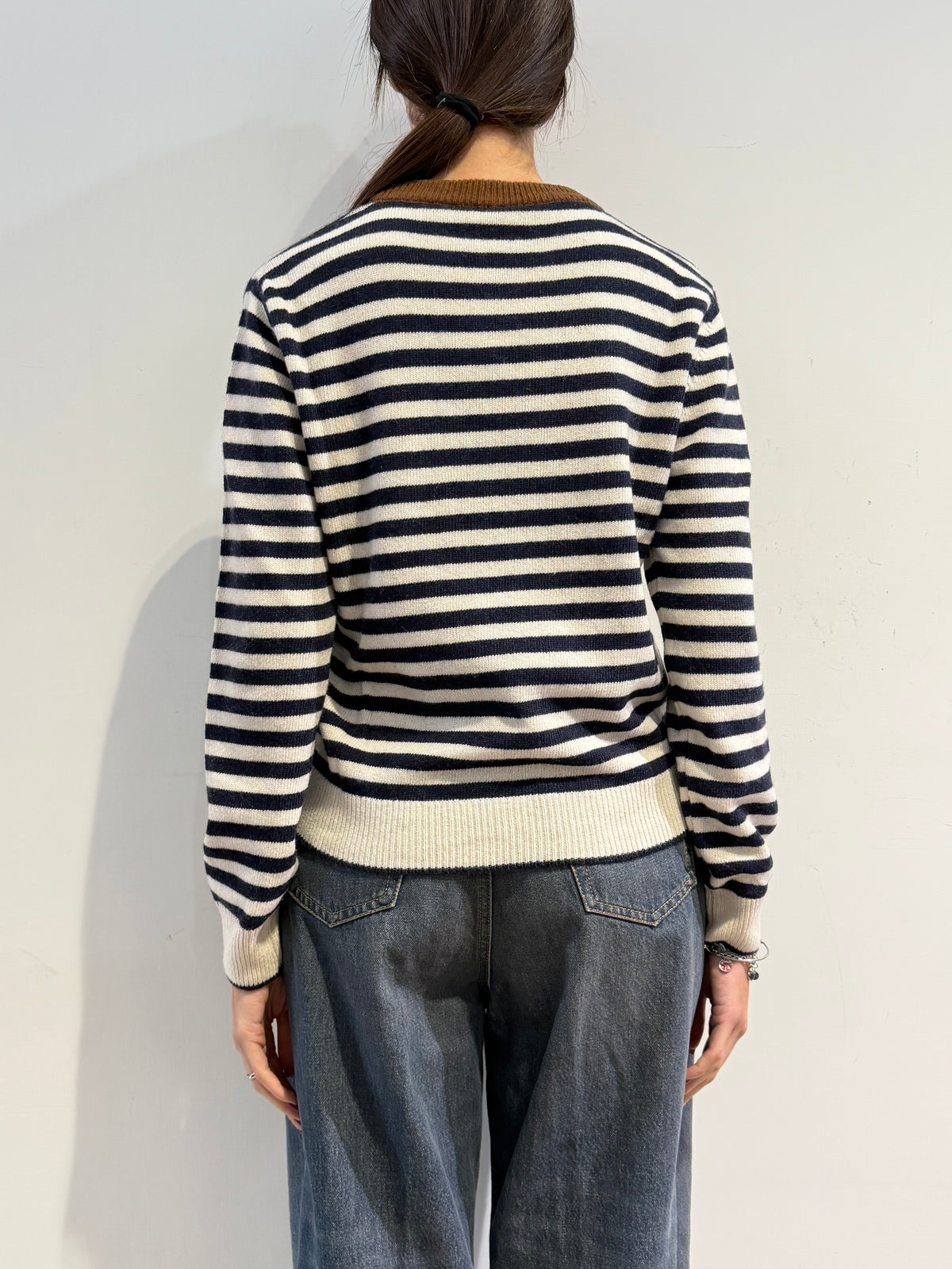 Tensione In - Maglia a righe con numero panna e blu