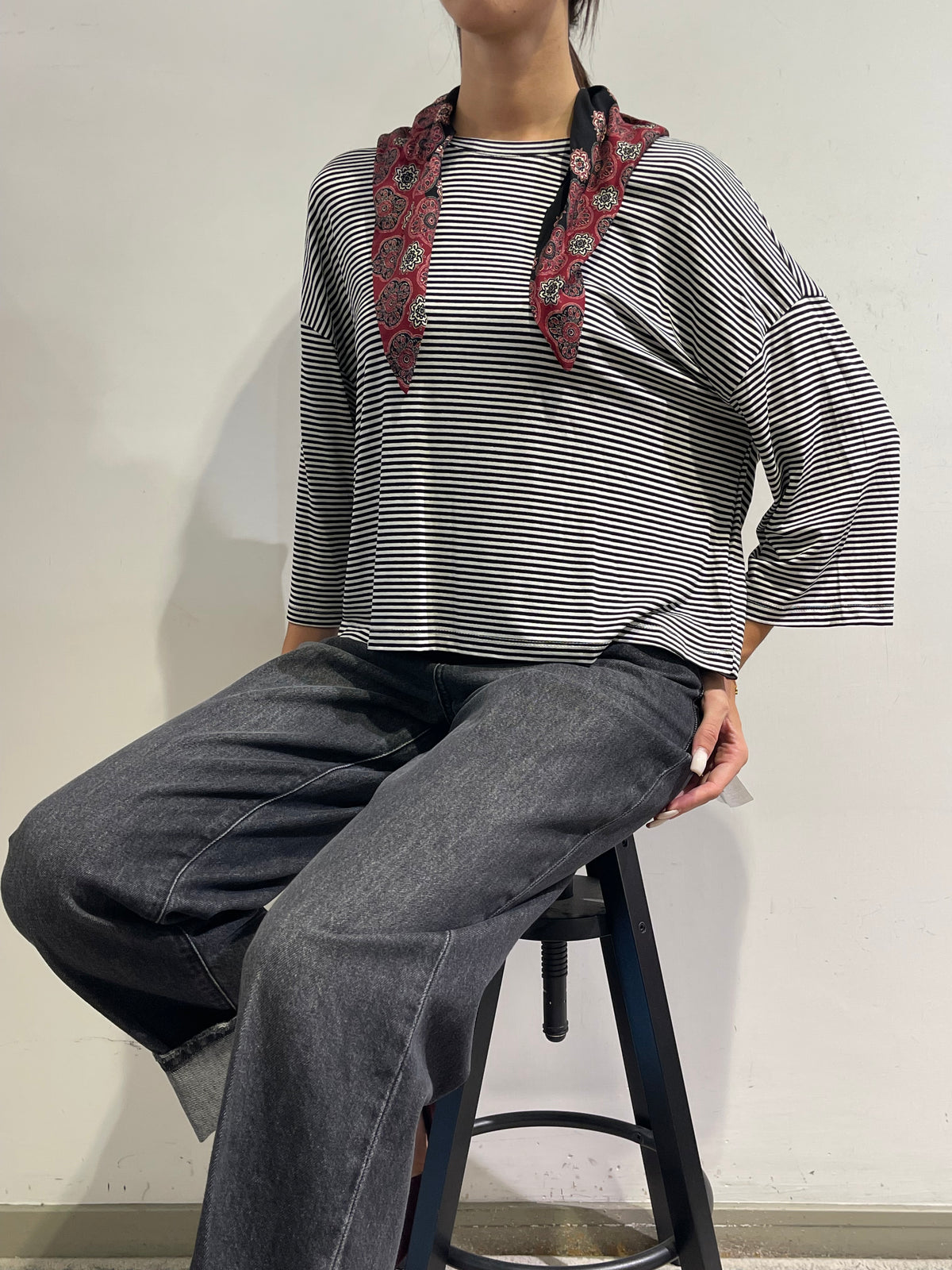 Dixie - T-shirt righe con piccolo foulard - riga nera