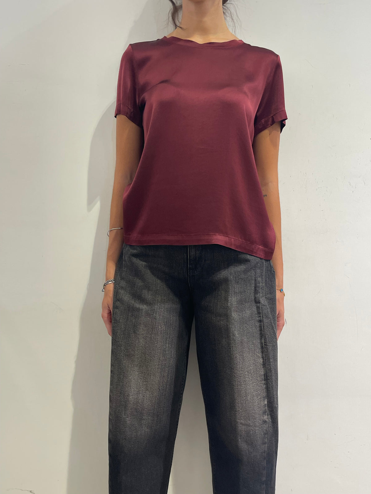 Vicolo - T-shirt satin bordo’