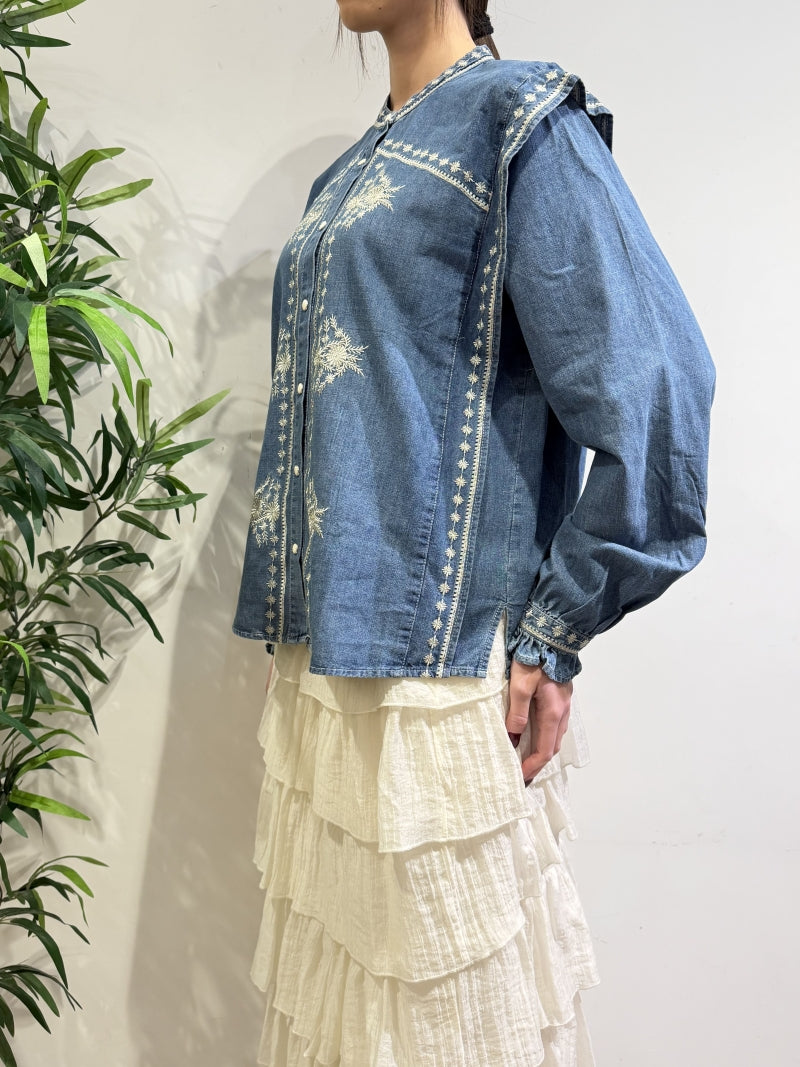 Tensione In - Camicia chambray con ricami in denim
