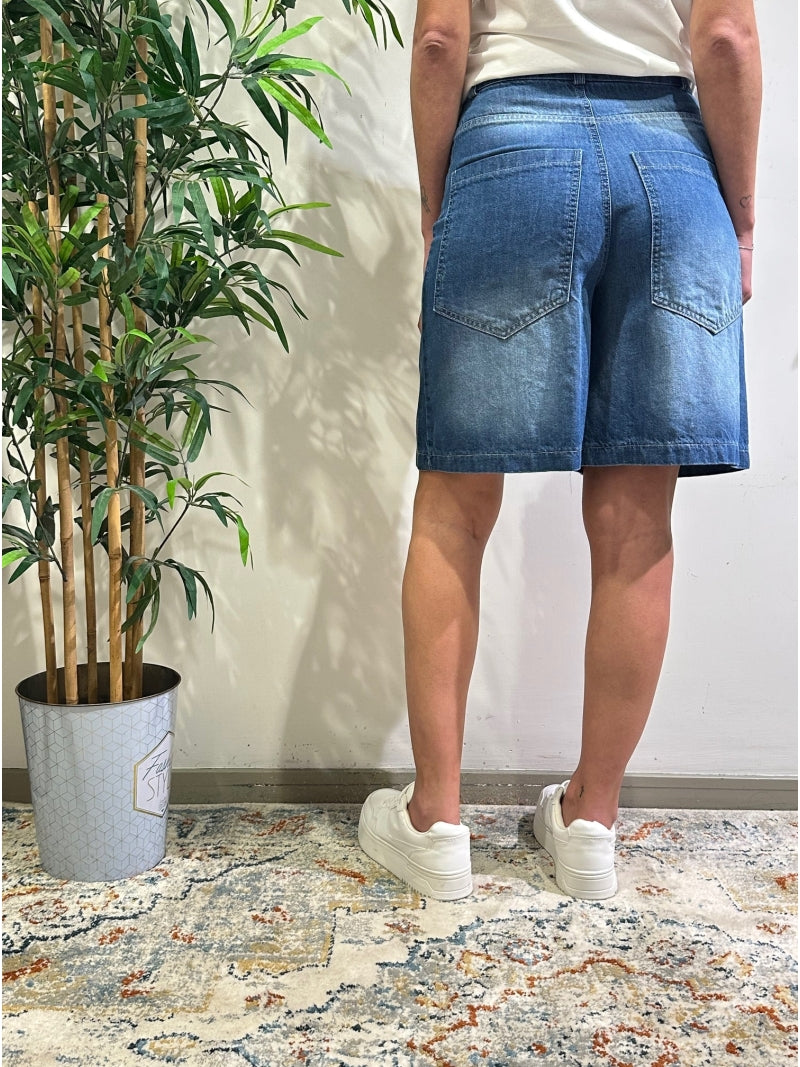 Vicolo - Bermuda con coulisse e charm denim