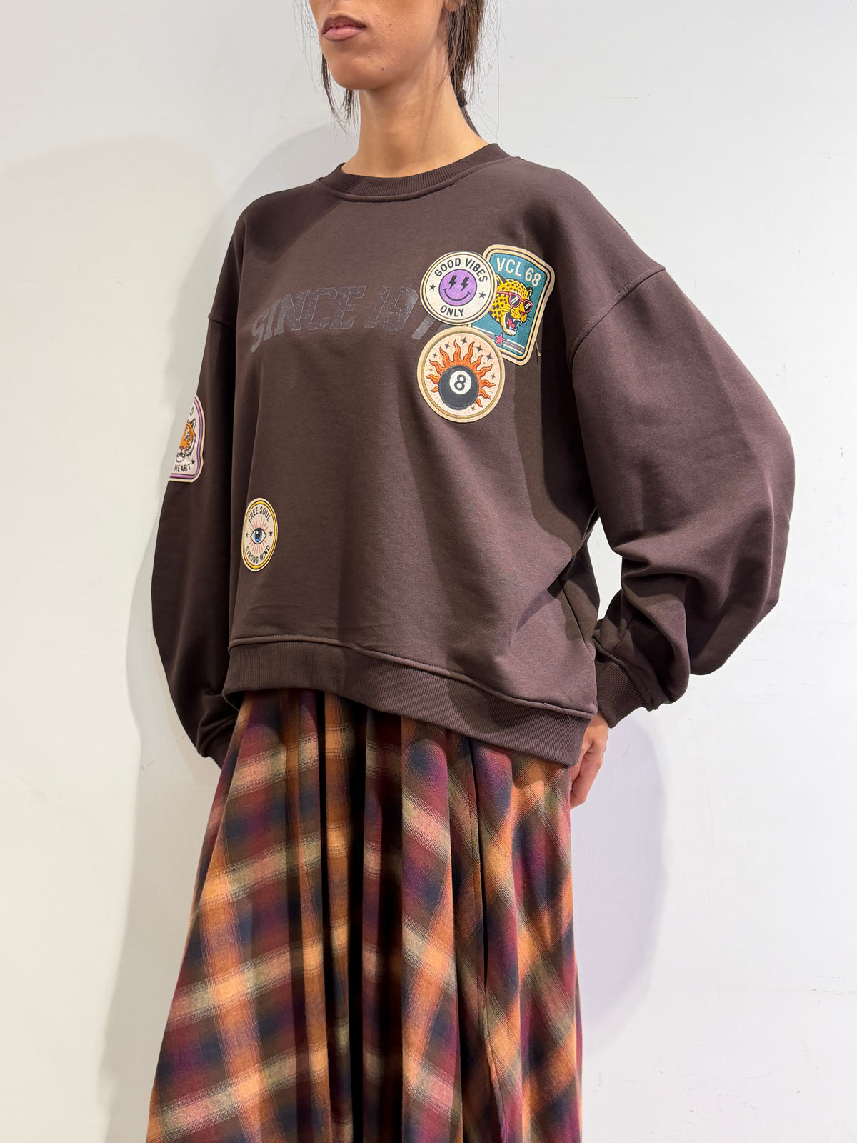 Vicolo - Felpa over con patch mori