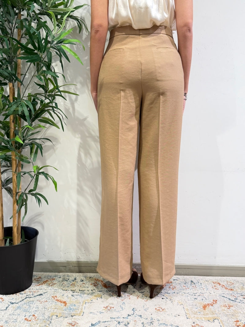 Vicolo - Tailleur mezza manica cammello