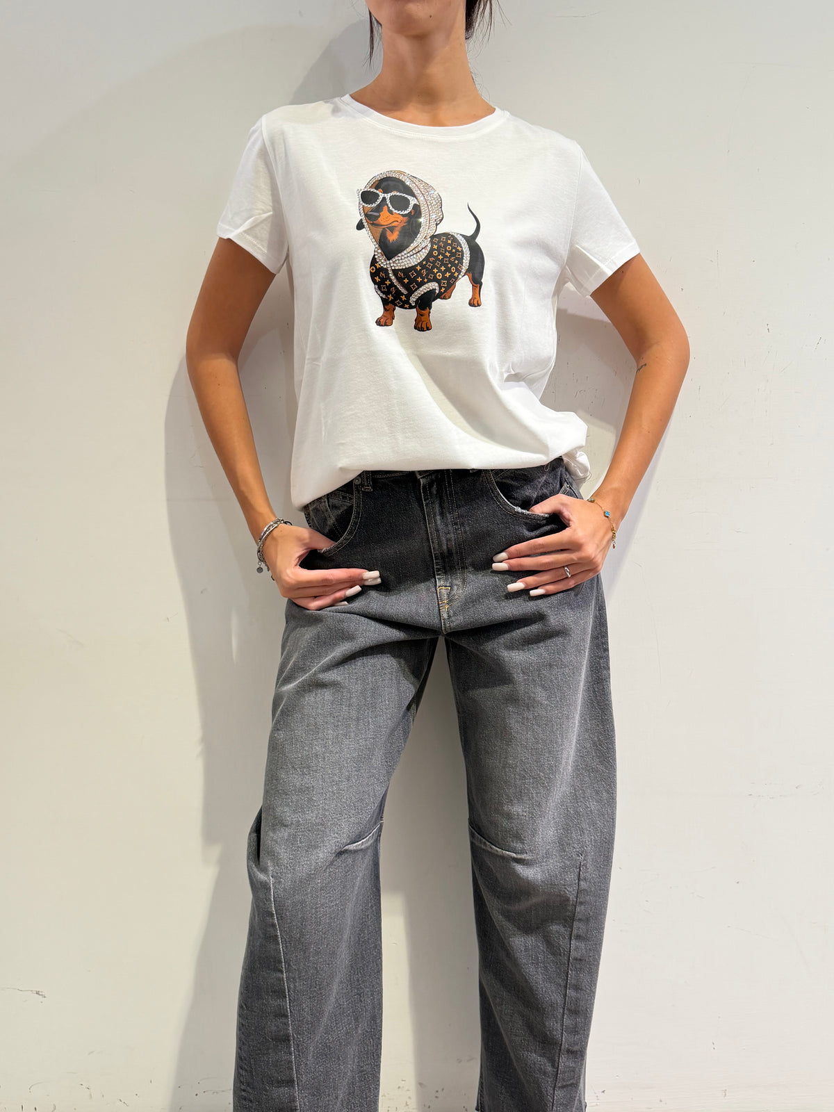 Vicolo - T-Shirt bassotto in strass bianca