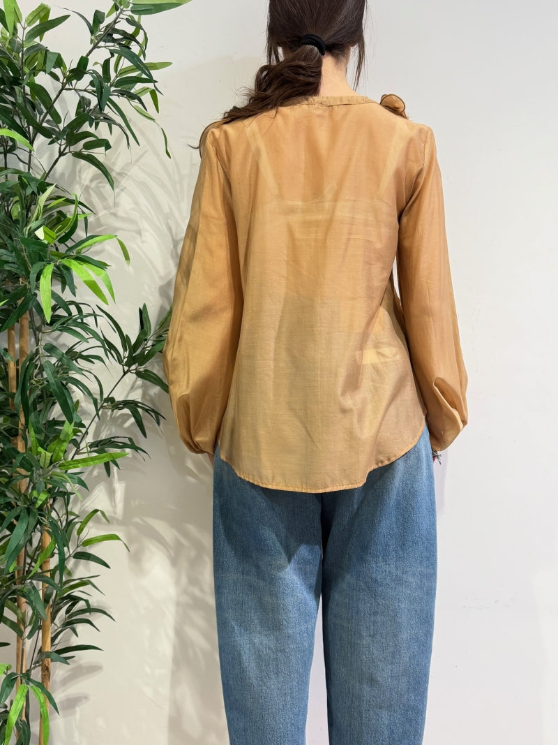 Tensione In - Camicia con rouches cammello