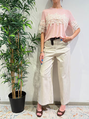 Le Streghe - T-Shirt con ricamo in pizzo rosa