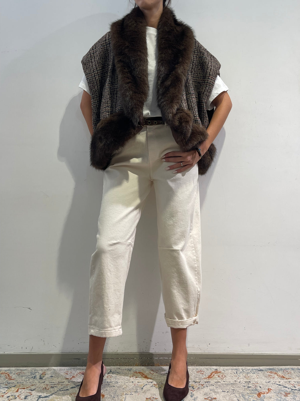 Tensione In - Gilet tweed con ecopelliccia moro
