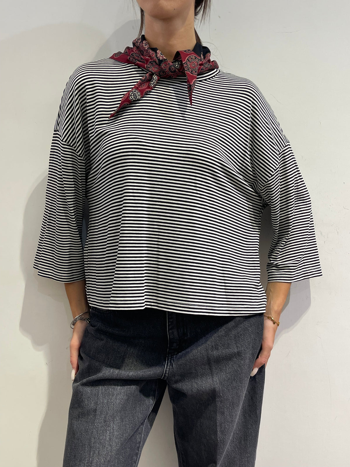 Dixie - T-shirt righe con piccolo foulard - riga nera