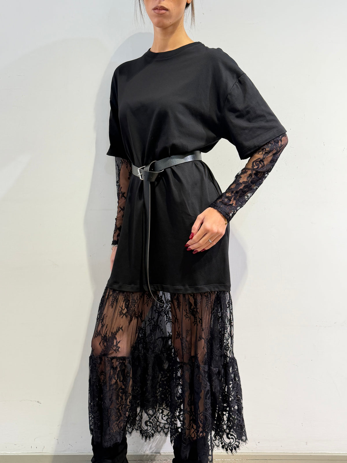 Vicolo - Abito t-shirt con pizzo nero
