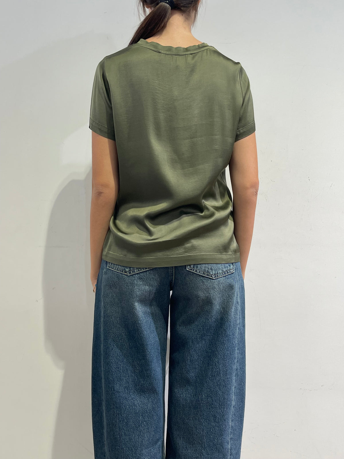 Haveone - T-Shirt in satin militare