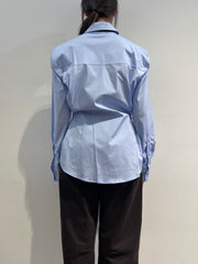 Tensione In - Camicia con tasche e cravatta celeste