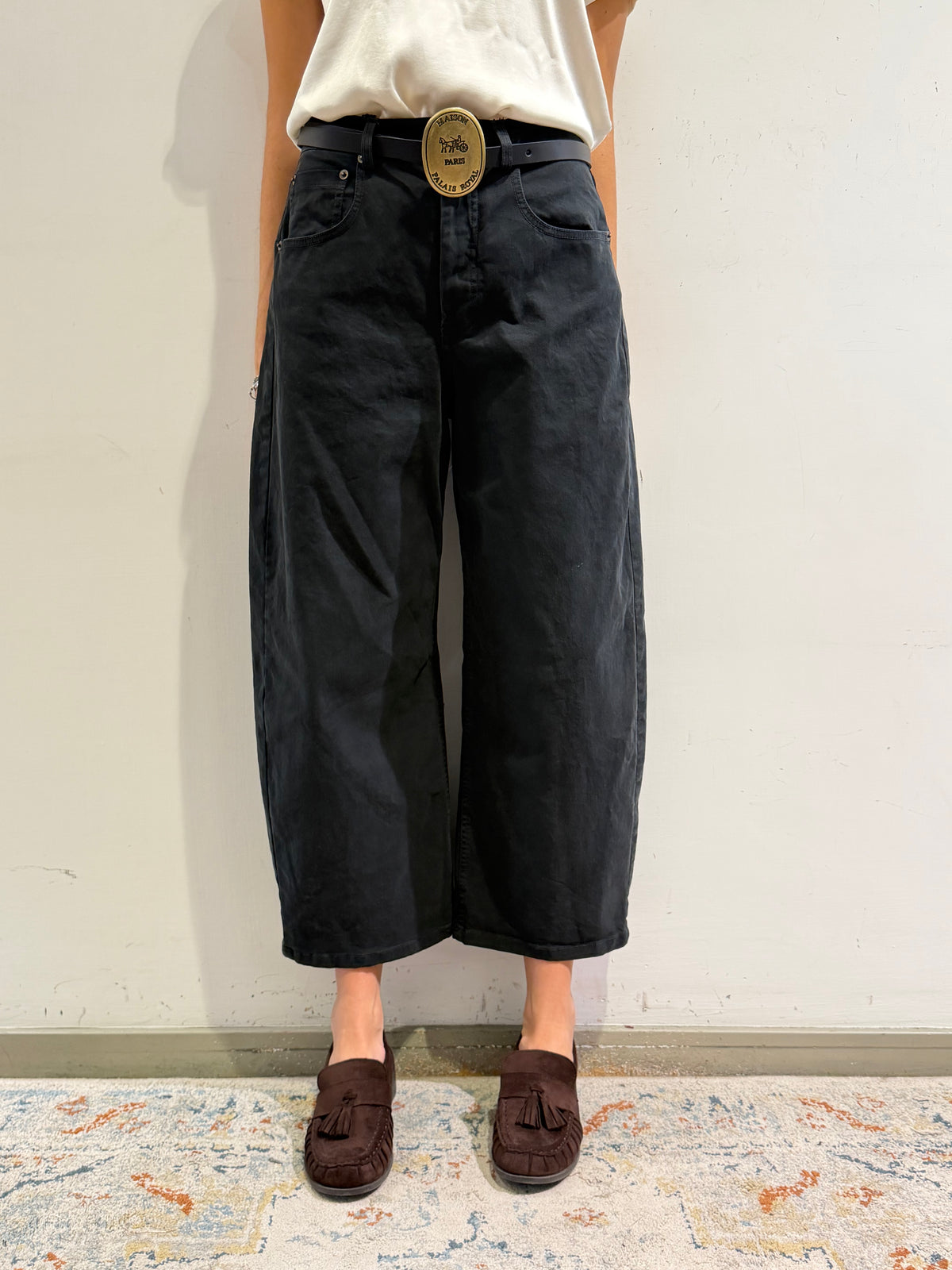 Tensione in - Pantalone barrel con cintura nero