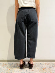 Tensione in - Pantalone barrel con cintura nero