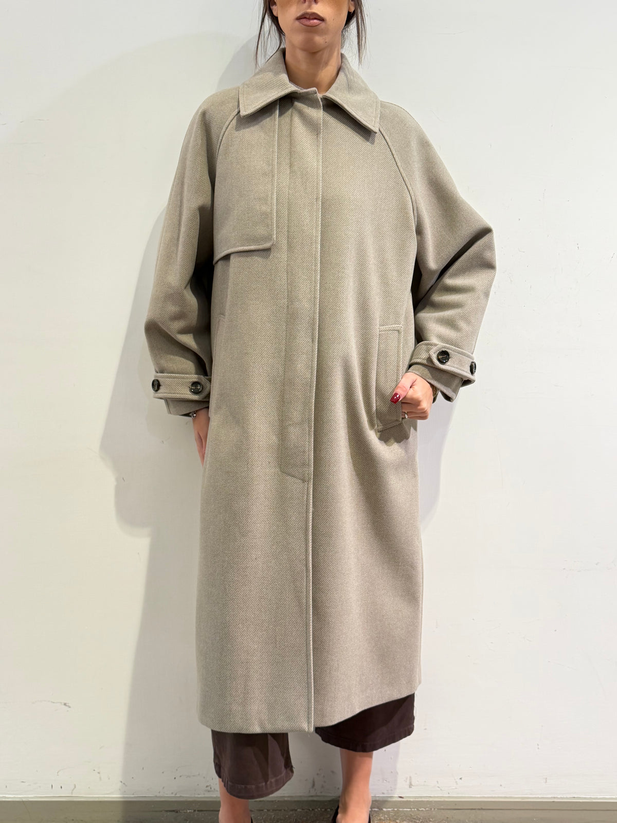 Tensione In - Cappotto con pettorina tortora
