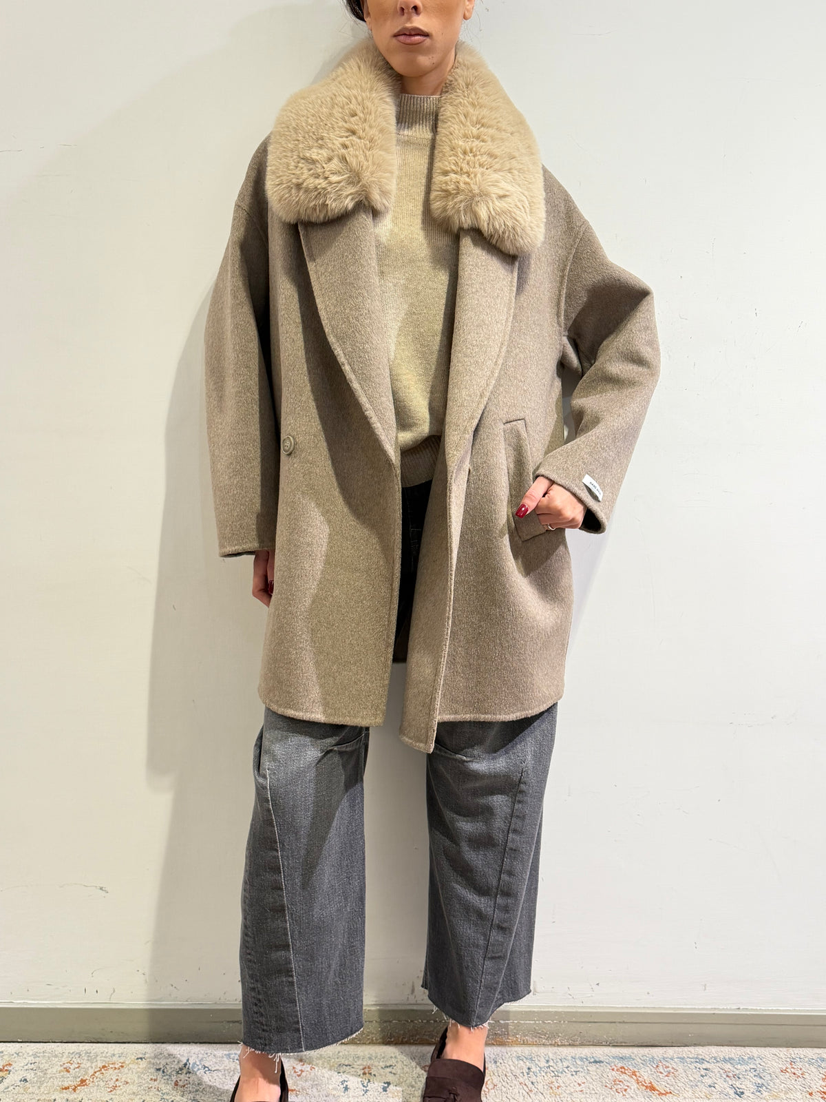 Haveone - Cappotto doppio petto con collo pelliccia casha’