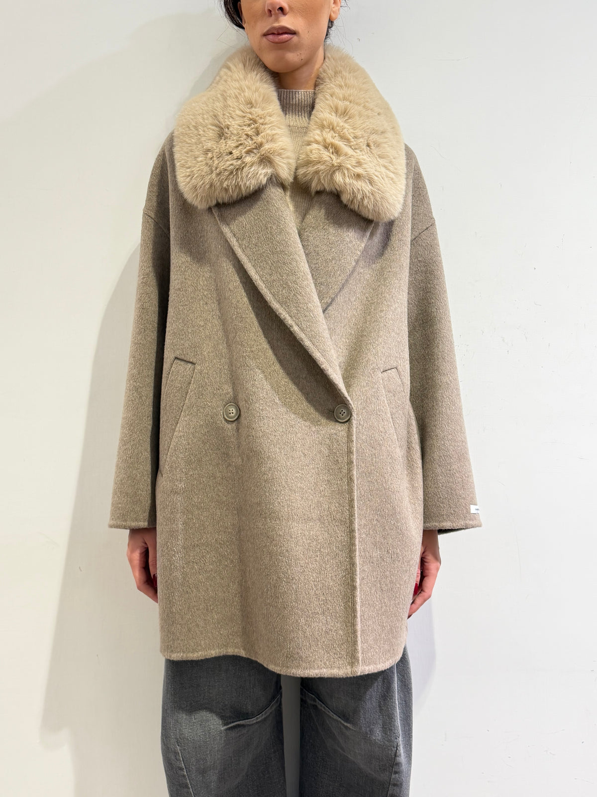 Haveone - Cappotto doppio petto con collo pelliccia casha’