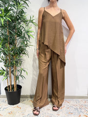 Dixie - Coordinato top asimmetrico e pantalone tabacco