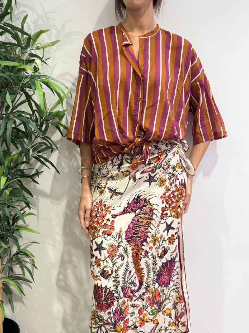 Tensione In - Camicia in mussola righe tabacco e magenta