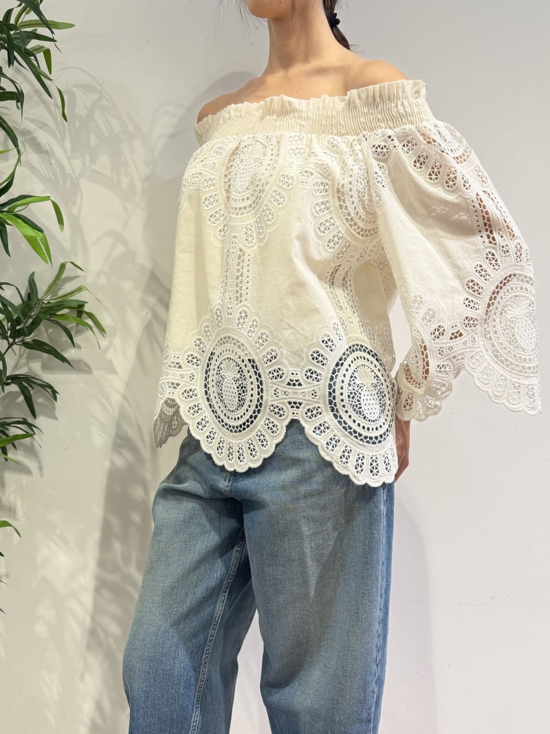 Motel - Blusa scollo shiffer ricamata avorio