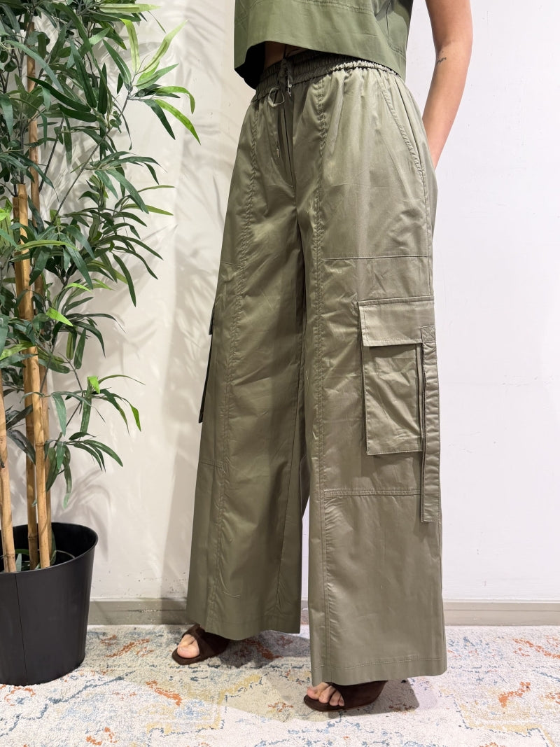 Tensione In - Pantalone cargo con coulisse militare
