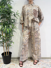 Tensione In - Camicia fantasia etnica tasca con paillettes beige e celeste