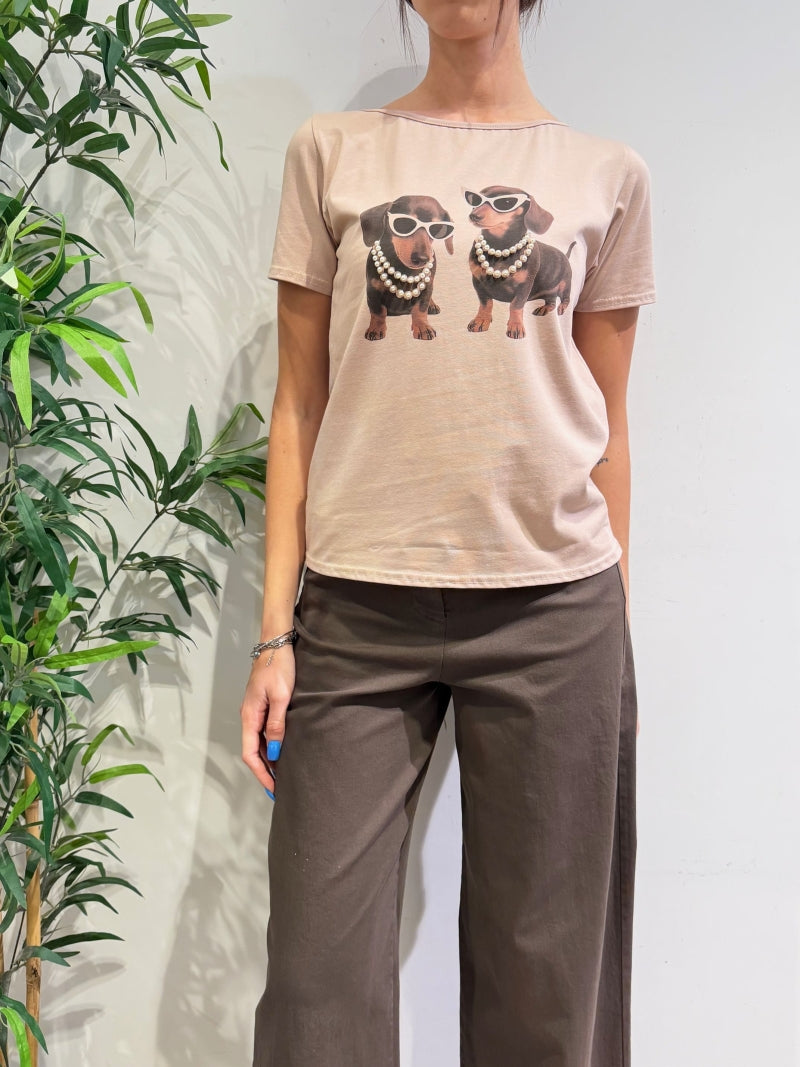 Le Streghe - T-Shirt bassotti e perle rosa