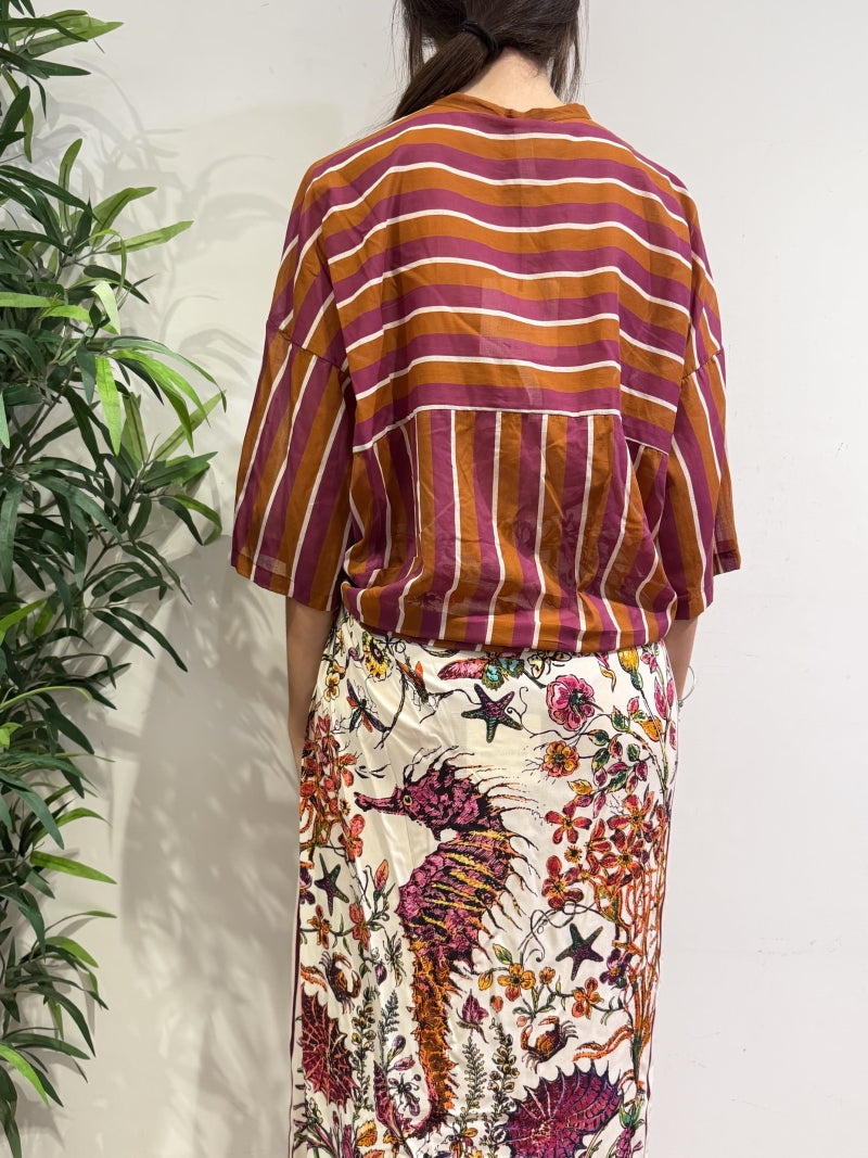Tensione In - Camicia in mussola righe tabacco e magenta