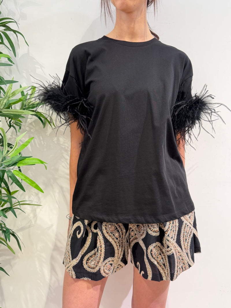 Le Streghe - T-Shirt con piume nera